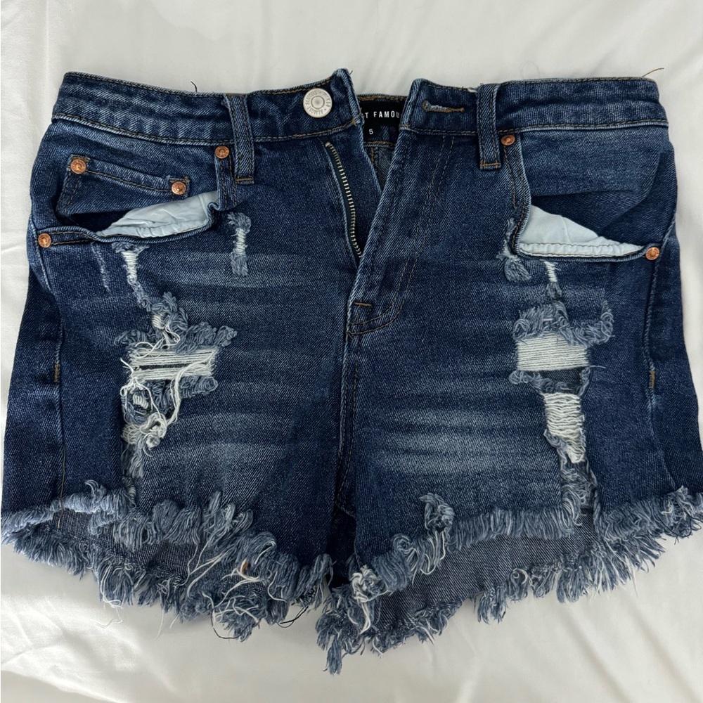 Almost Famous High Rise Mid-Wash Jean Short
(not juniors just size 5)